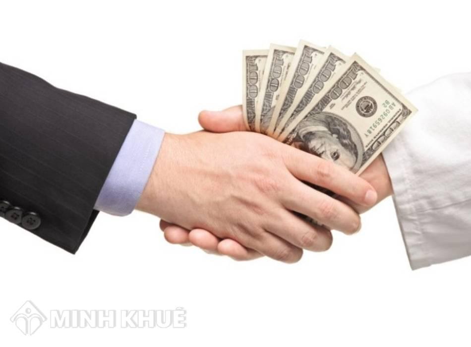 Những vấn đề liên quan đến vay tiền ngân hàng bằng chứng minh thư và bằng lái xe