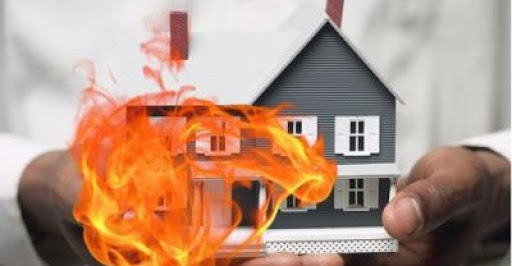 Giúp bạn làm rõ việc mua bảo hiểm cháy nổ bắt buộc khi vay vốn tại ngân hàng