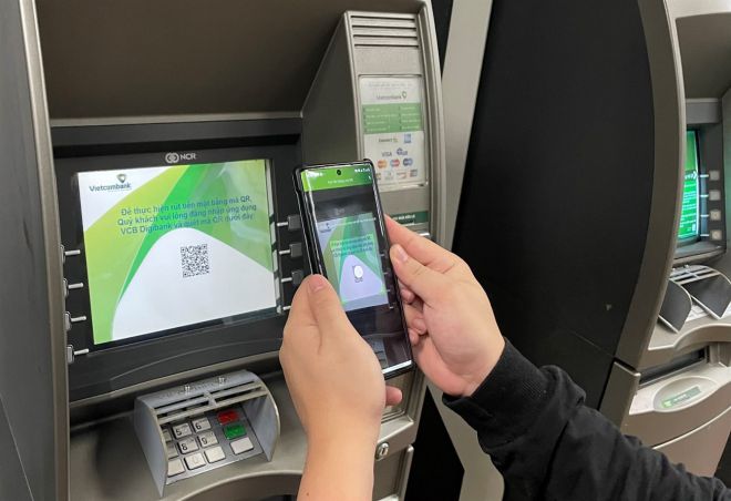 Rút tiền bằng mã QR Vietcombank rut tien ma qr vietcombank