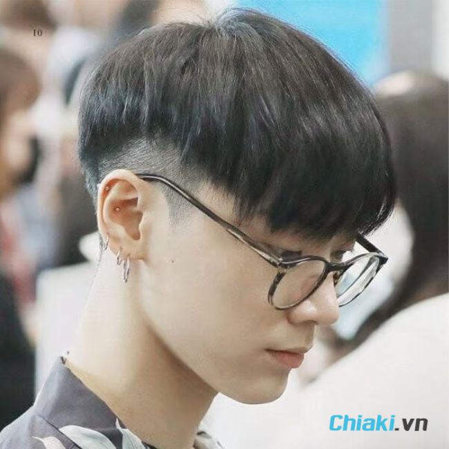 Tóc tỉa layer nam đầu nấm